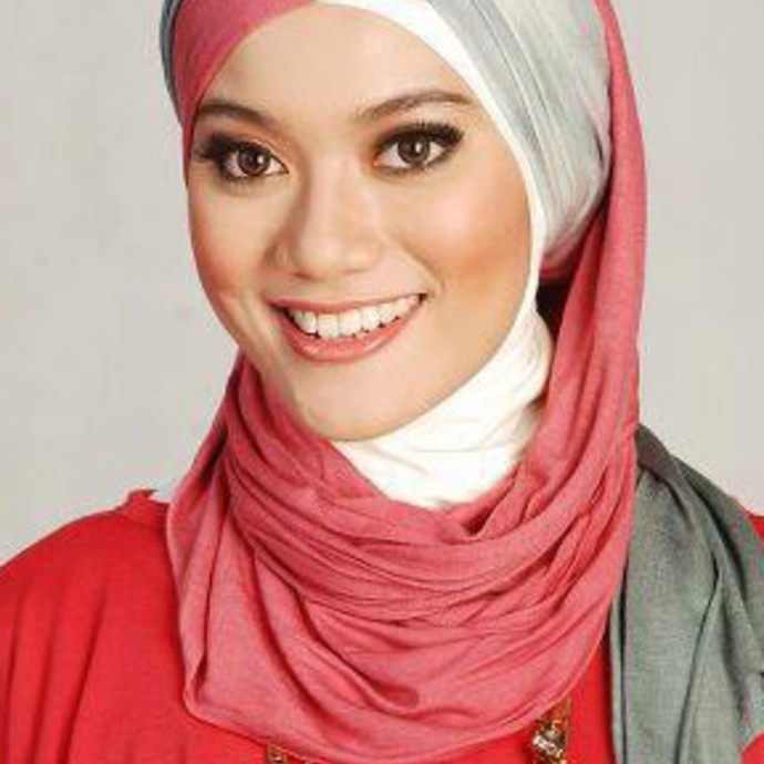 طبّقي 5 طرق بسيطة وعصرية للف الحجاب