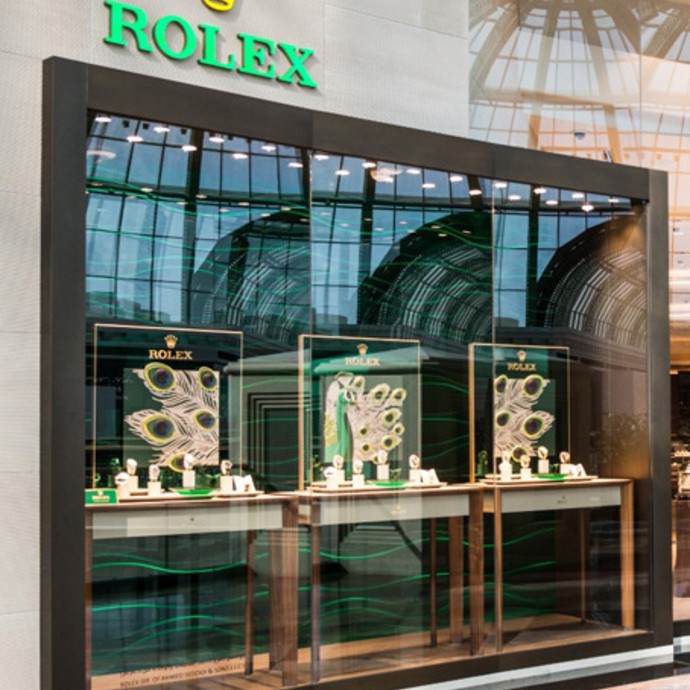 Rolex تكشف عن متجرها المبتكر في مول الإمارات