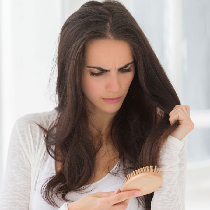 6 عادات تدمر شعرك في فترة العيد، تخلصي منها!