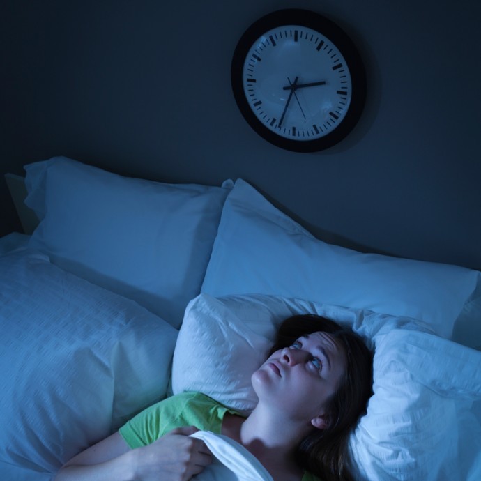 هل لقلّة النوم تأثير سلبي على جمالك؟