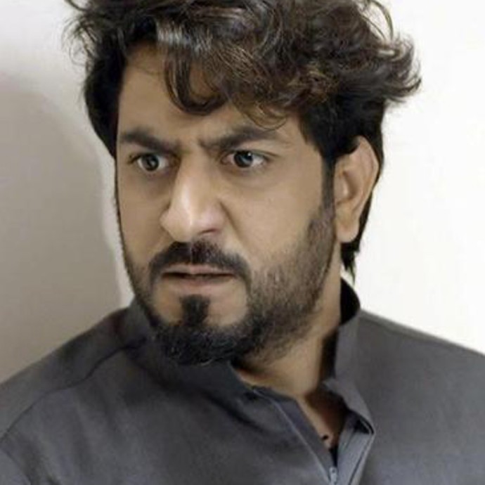 عبدالله بوشهري يرد على منتقدي مسلسل غرابيب سود