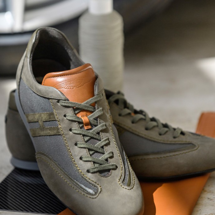 أستون مارتن و هوجان تبدعان أروع حذاء رياضي فاخر