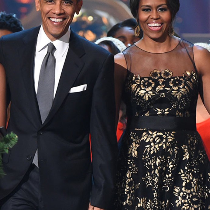باراك وميشيل أوباما يلبيان دعوة زفاف!