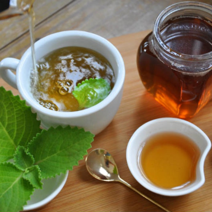 ما هي الفوائد الرئيسية لشاي الزعتر؟