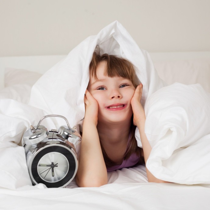 أفضل طريقة للتغلب على مشاكل استيقاظ الأولاد من النوم!