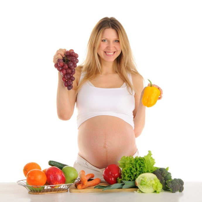 أنتِ حامل، فهل عليك الإكثار من الأكل؟