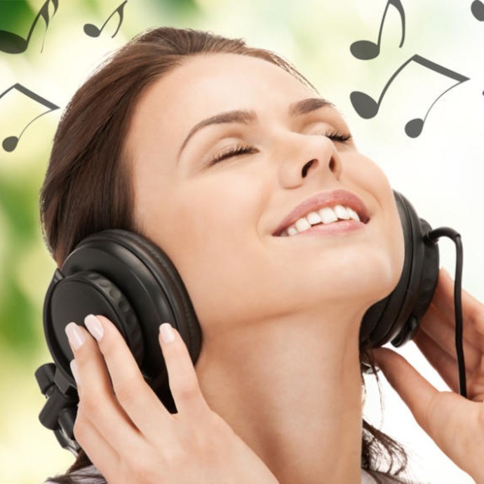 10 فوائد رائعة للاستماع إلى الموسيقى
