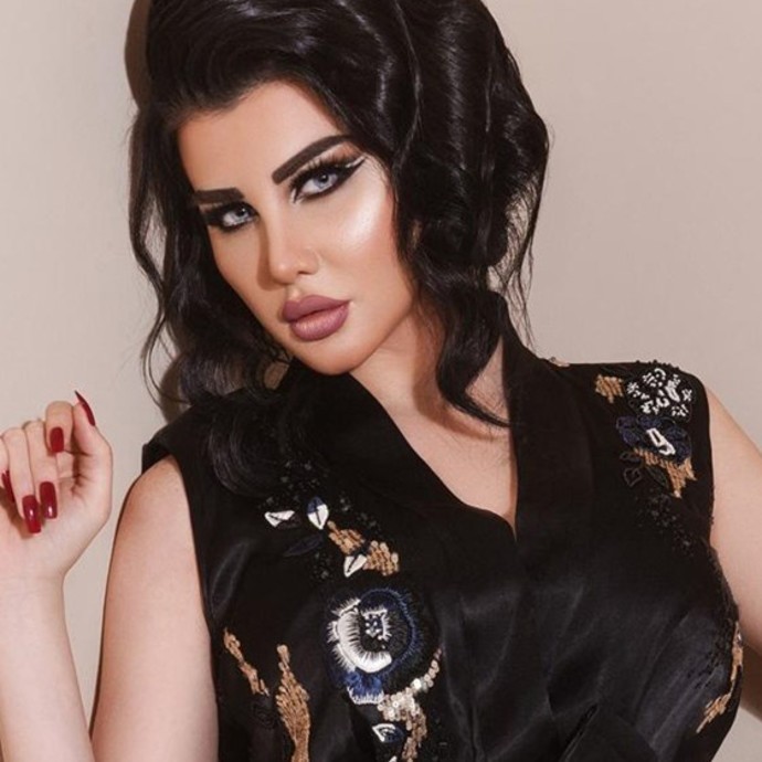 جيني إسبر في عمل "بدوي"