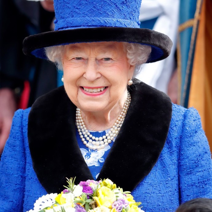 أروع القبعات التي ارتدتها الملكات البريطانيات على مرّ السنين!