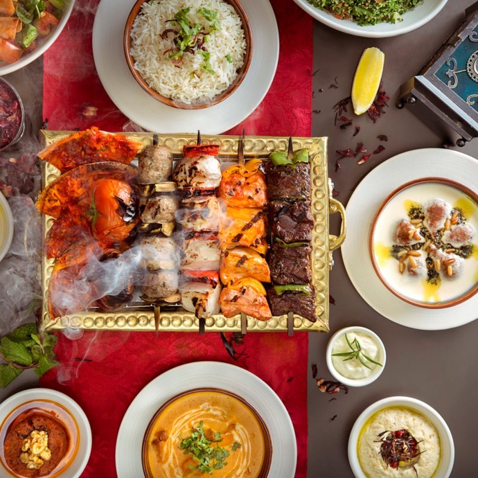 أمسيات رمضانية ساحرة في "ذا كورتيارد"