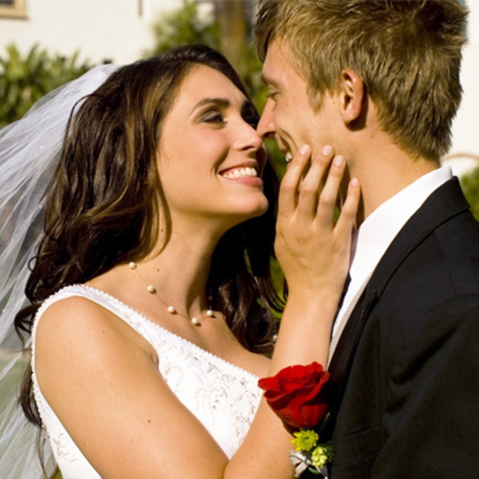 كيف تحافظين على الرومانسية في زواجك؟