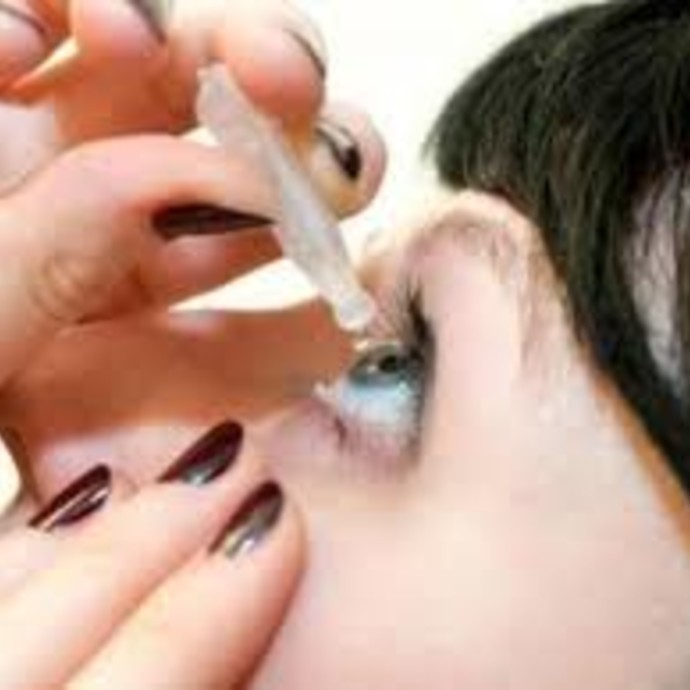 متلازمة العين الجافة وطرق علاجاتها