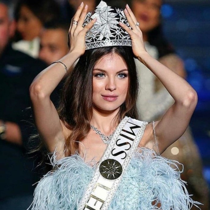 مايا رعيدي ملكة جمال لبنان لعام 2018