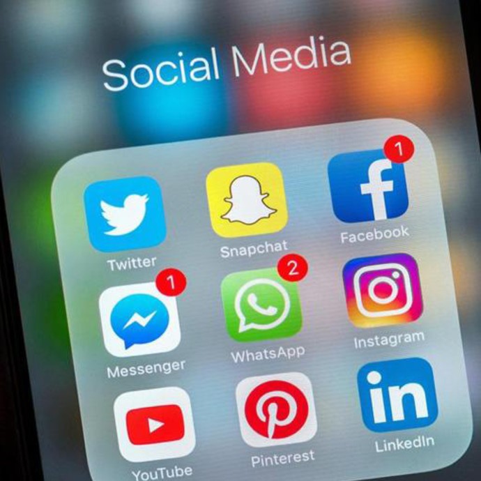 كيف نجحت مواقع التواصل الاجتماعي في تفعيل العمل المجتمعي؟