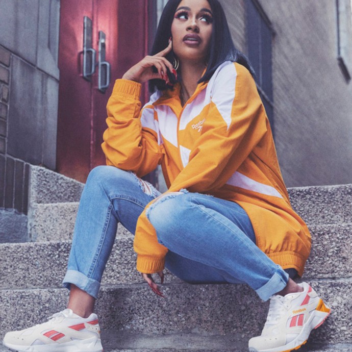 Reebok ولمحة راب مزدوجة مع Cardi B و Future