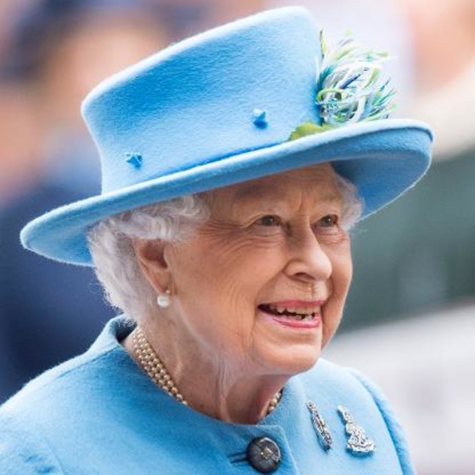 هل تتخلى الملكة إليزابيث الثانية عن صلاحياتها؟