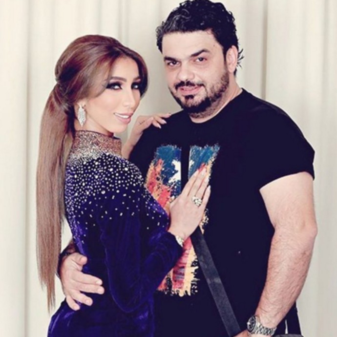 بالصورة: محمد الترك يهدي دنيا بطمة سيارة باهظة الثمن