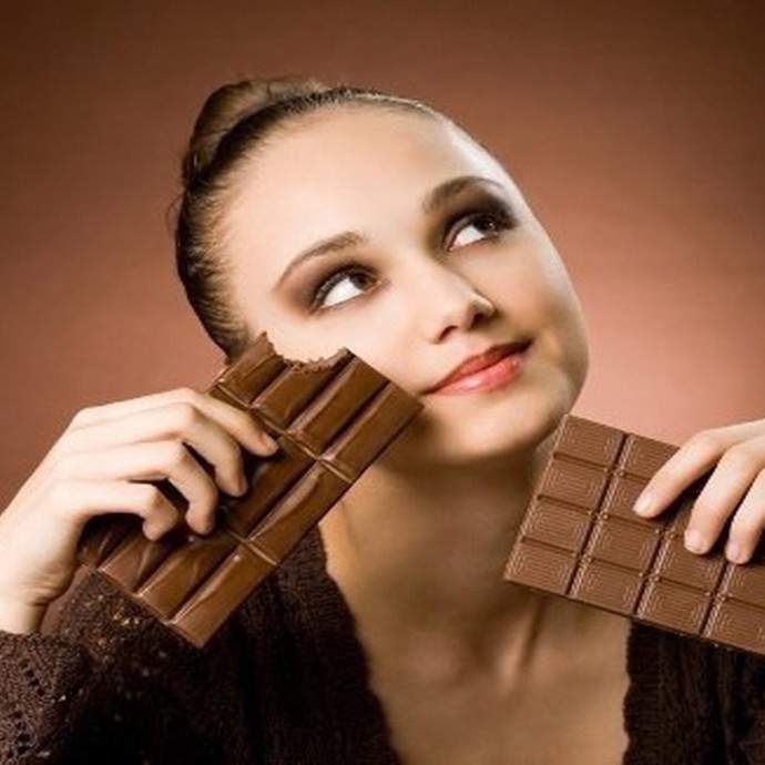 5 فوائد مثبتة علمياً للشوكولاتة الداكنة