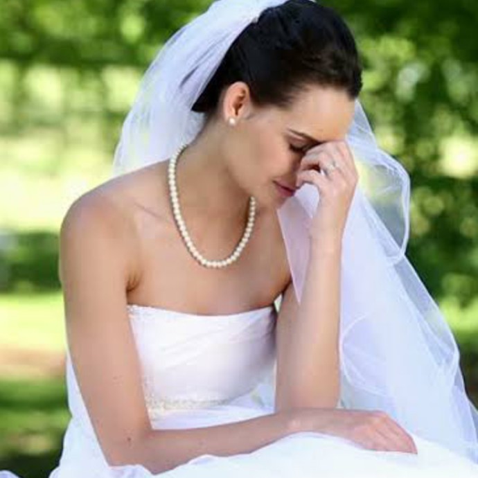 بالفيديو: أفظع مفاجأة لعروس في ليلة زفافها