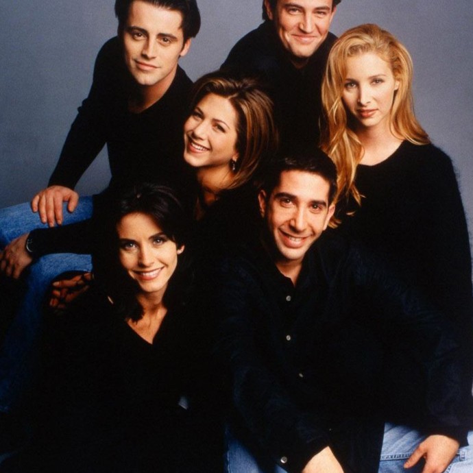 بعد 16 عاماً مسلسل Friends يعود!