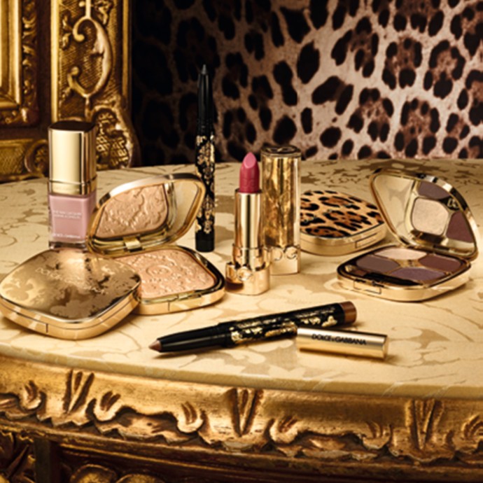 مجموعة الأضواء الذهبية من Dolce & Gabbana