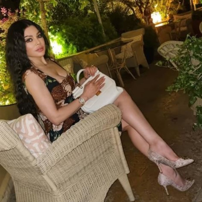 تفاصيل إطلالة هيفاء وهبي بالأرقام