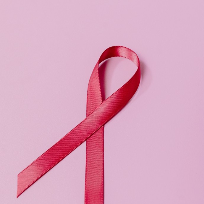 7 علامات مبكرة لسرطان الثدي يمكن أن تنقذ حياتك
