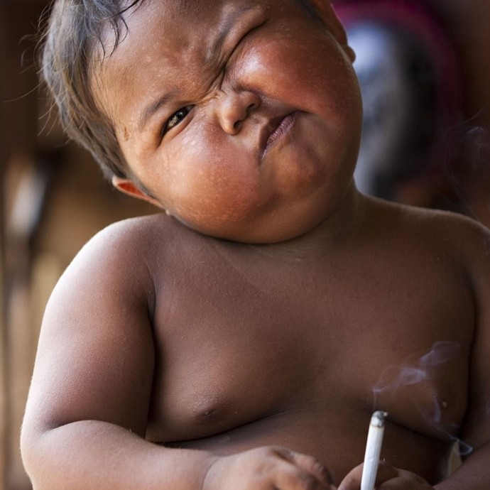 وأخيراً أصغر مدخن في العالم يوقف التدخين!