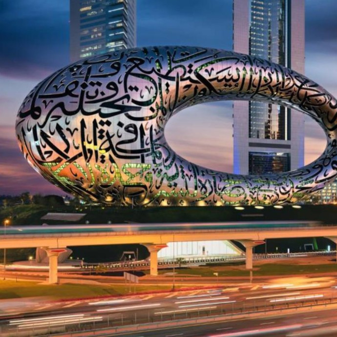 سمو الشيخ محمد بن راشد يفتتح متحف المستقبل رسمياً