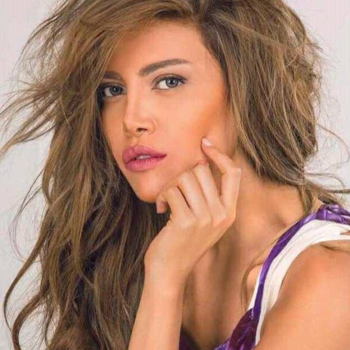 ريهام حجاج تدافع عن خبيرة التجميل إيمي تاتو