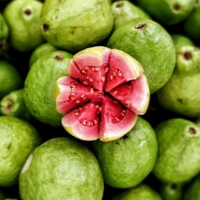 للبشرة المعرضة لحب الشباب جربي زيت بذور الجوافة