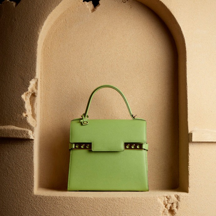 Delvaux لربيع وصيف 2023