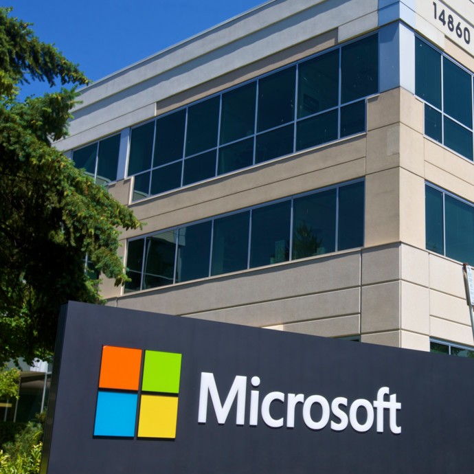 Microsoft تسرح مئات الموظفين!