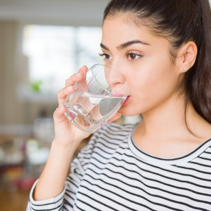 5 نصائح بسيطة لشرب المزيد من المياه