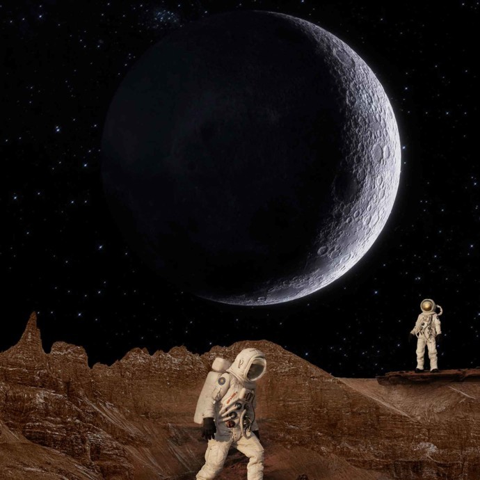 الحياة على سطح القمر: اعتراف مثير من الناسا!