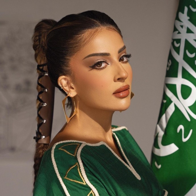 أجمل إطلالات مدوّنات الموضة السعوديات في اليوم الوطني للمملكة
