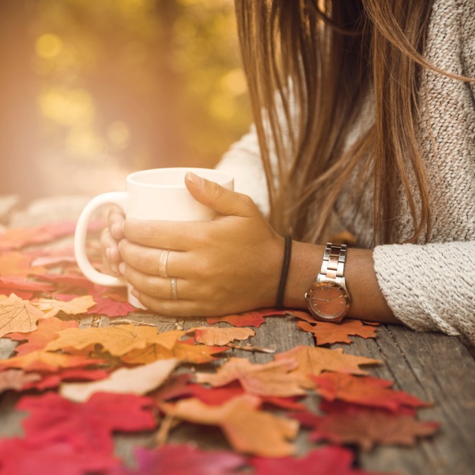 أجمل ساعات يد بلوحة ألوان الخريف الدافئة