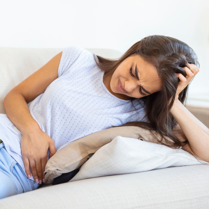4 علاجات منزليّة لتخفيف الم الدورة الشهرية