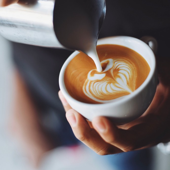 قهوة برائحة كريهة تُباع بنسبة خيالية في نيويورك وهذا هو السبب!