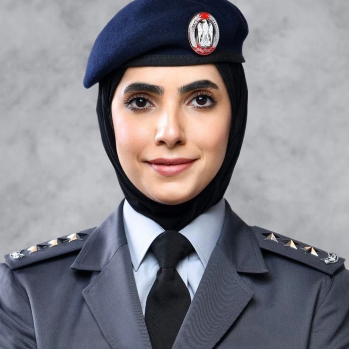 اختيار هاجر راشد النعيمي أوّل ضابط شرطة في أبو ظبي تعمل في الإنتربول