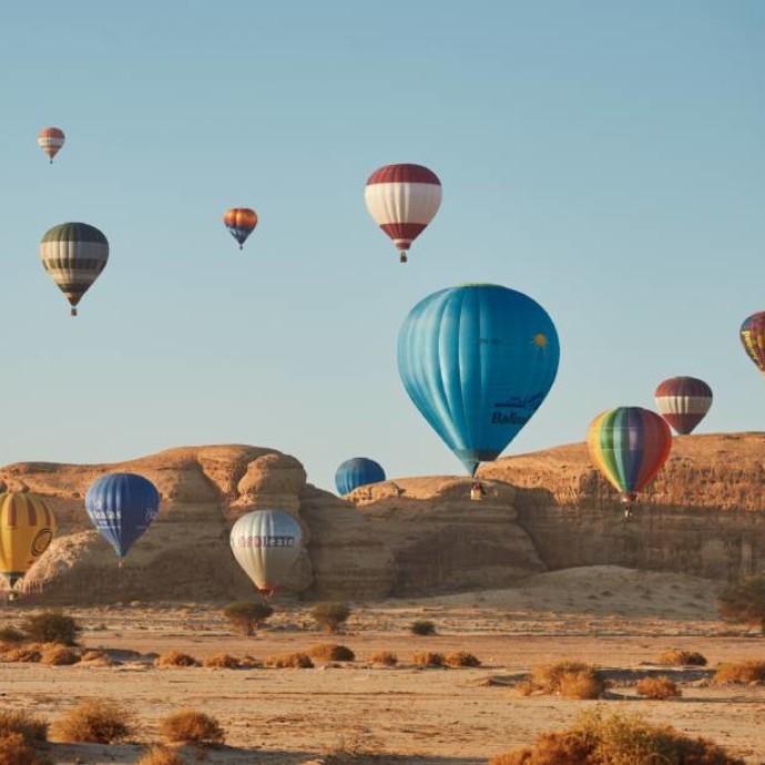 أجمل الوجهات العربيّة لخوض تجربة المنطاد