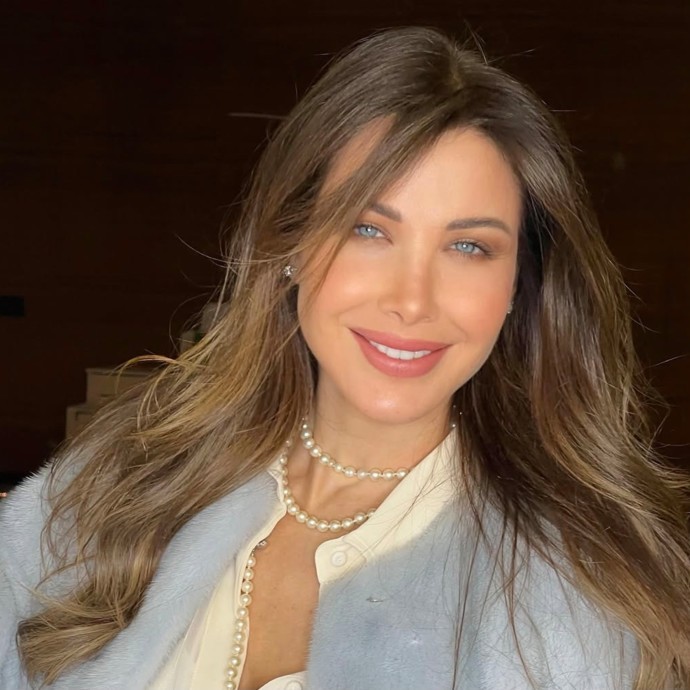 أكثر منتجات تستخدمها النجمات لبشرة صافية في الصيف
