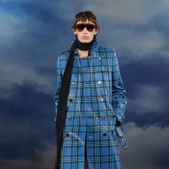 Burberry تعود إلى الماضي في مجموعتها لربيع وصيف 2026