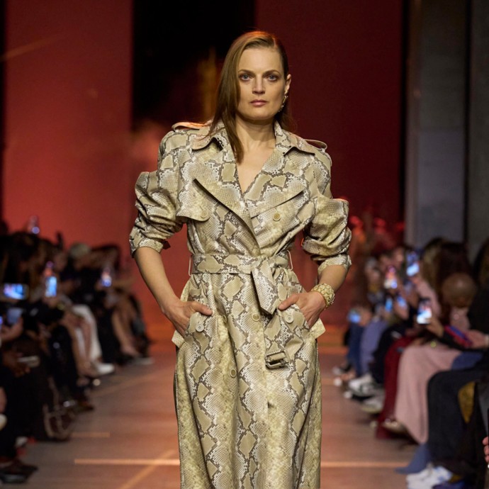 Elie Saab يقدّم مجموعته الجديدة للمرأة الشجاعة