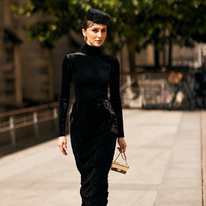 القِصّة وراء الأقمشة الأيقونية: الحرير، والدنيم، والتويد