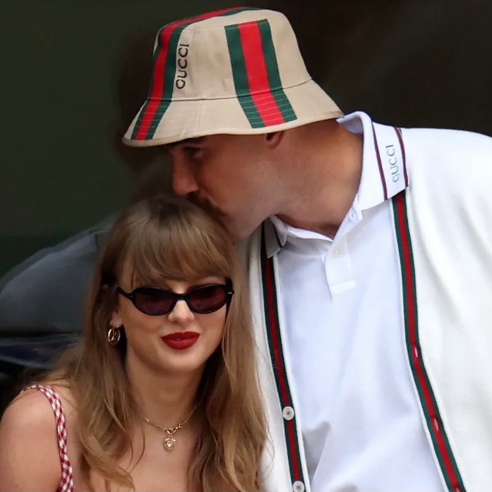 تايلور سويفت تختار هذا الموعد لزفافها لسبب طريف