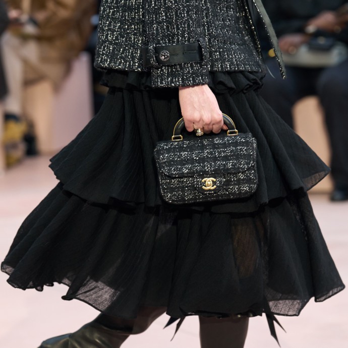 10 صيحات حقائب يد ستملأ الأسواق في شتاء 2025