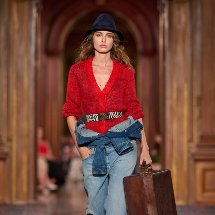 Louis Vuitton تحتفي بأحدث مجموعاتها بتناقضات باريس ونيويورك