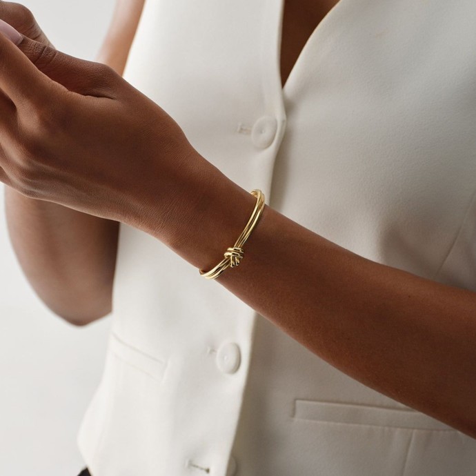 Knot Jewelry: مجوهرات تزيّنها العُقد وإليكِ أبرز تصاميمها