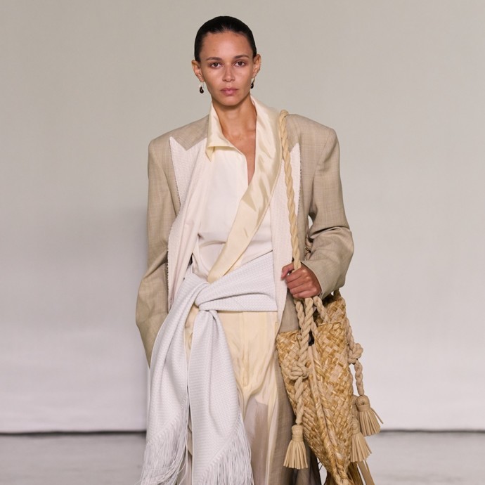 الحيويّة تسيطر على تصاميم Bottega Veneta لربيع وصيف 2027